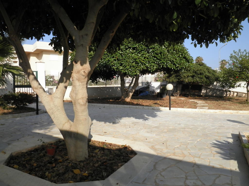 Bed and Breakfast Punta Di Mola à Marina di Ragusa Extérieur photo